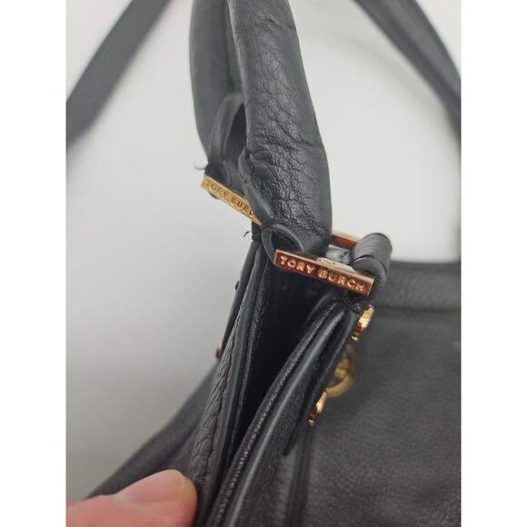 TORY BURCH Dakota Shoulder Bag Hobo Satchel Magnetic Fringe 22 x 17 - Picture 5 of 16